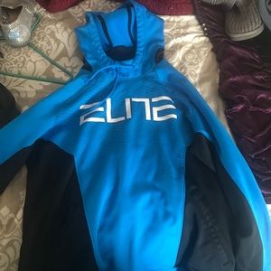 Nike elite sweatshirt